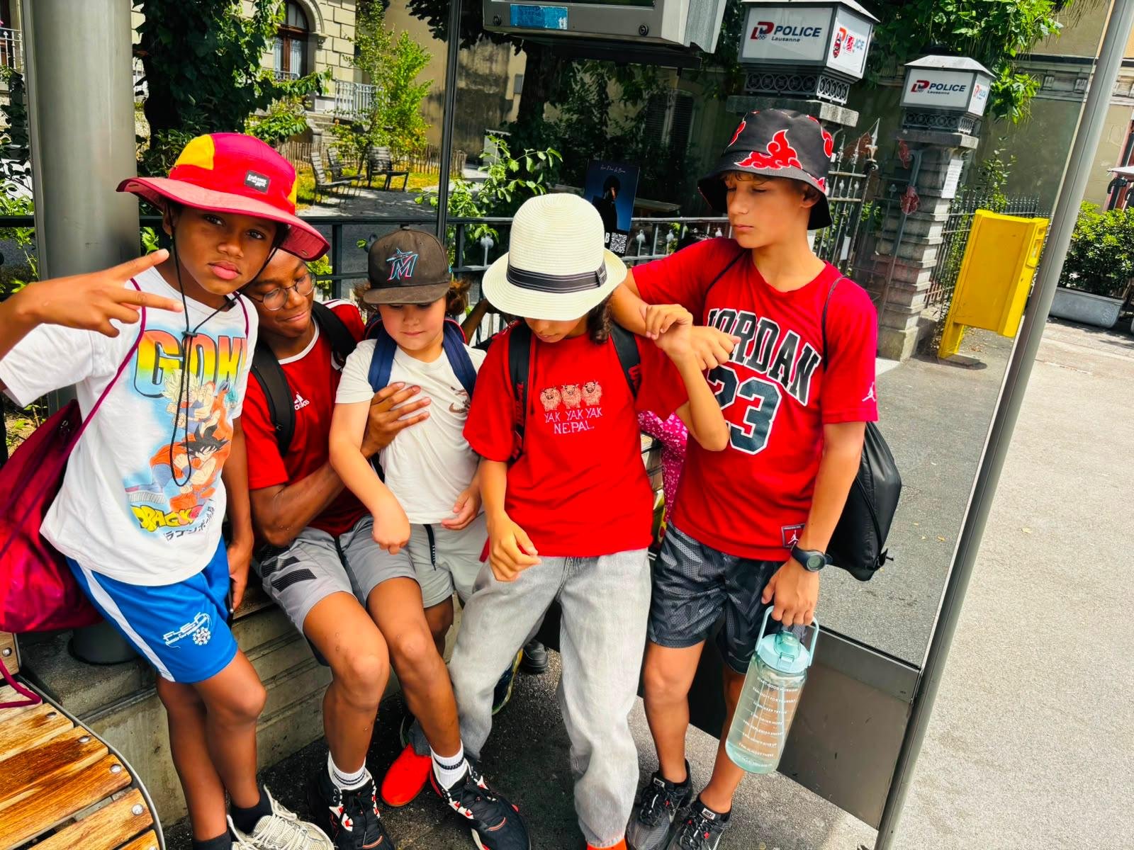 Sortie en ville avec les jeunes du camp d'été 2026 First Move